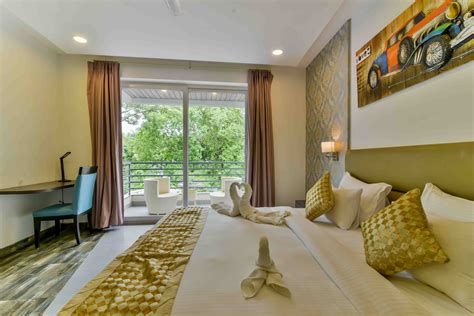 The 10 best rooms in Calangute, India .